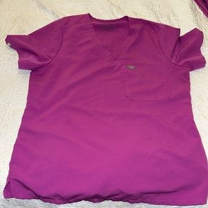 Figs women’s Large Catarina fuchsia scrub top